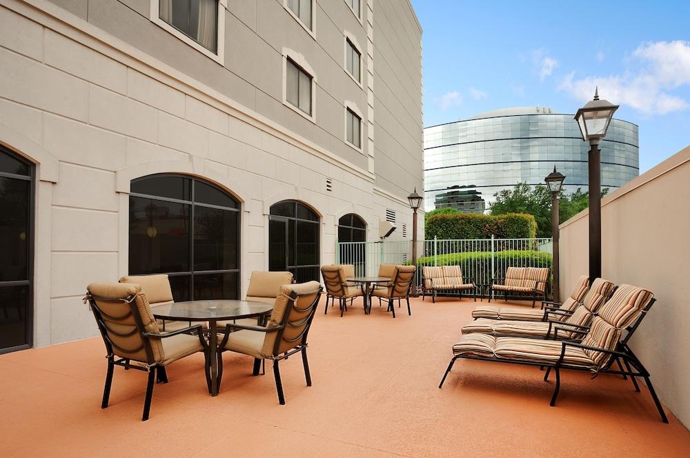 Embassy Suites By Hilton Houston Near The Galleria Eksteriør bilde