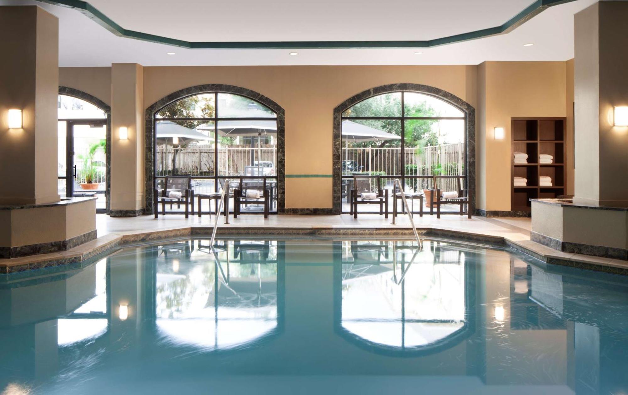 Embassy Suites By Hilton Houston Near The Galleria Eksteriør bilde
