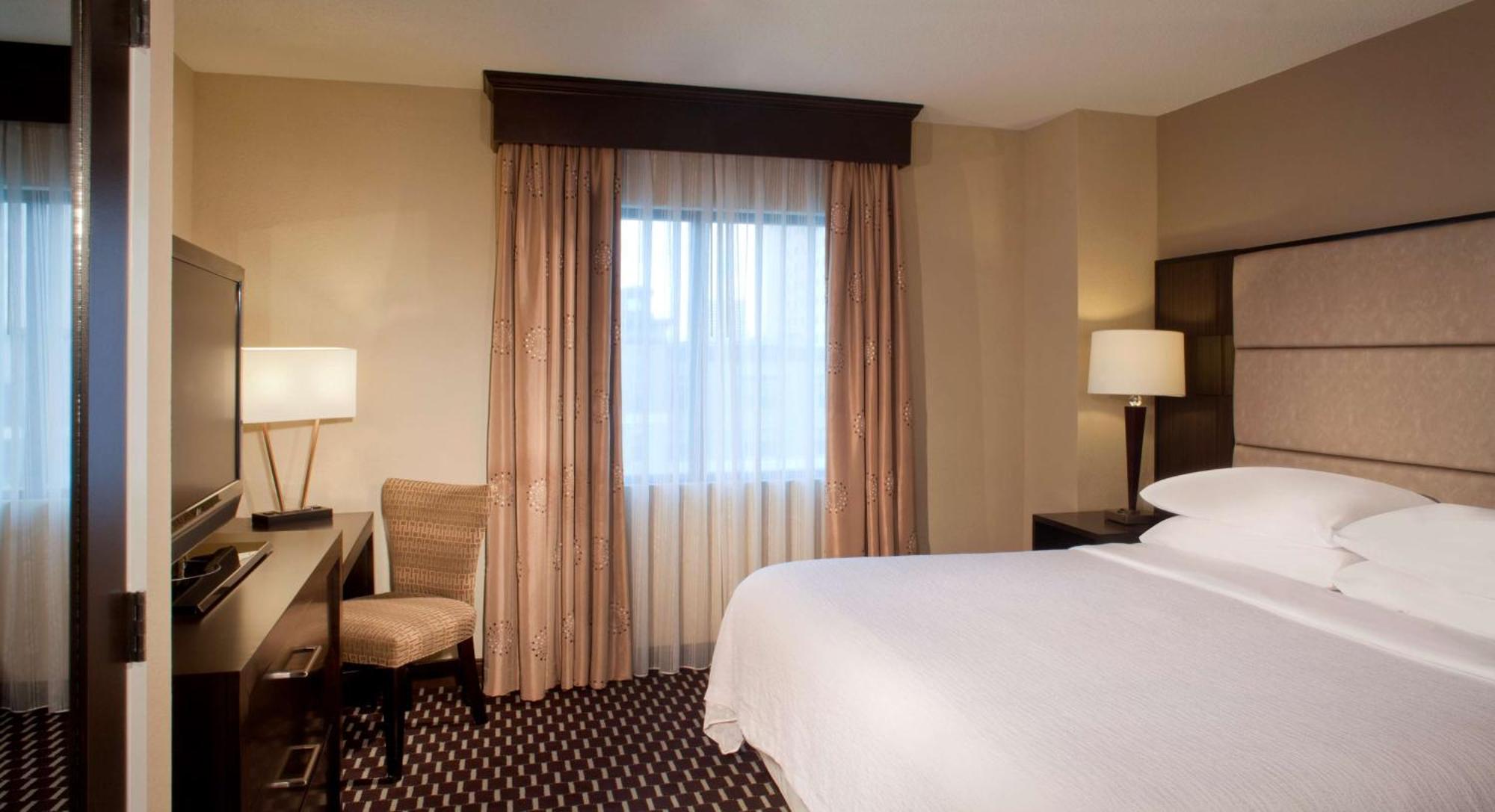 Embassy Suites By Hilton Houston Near The Galleria Eksteriør bilde