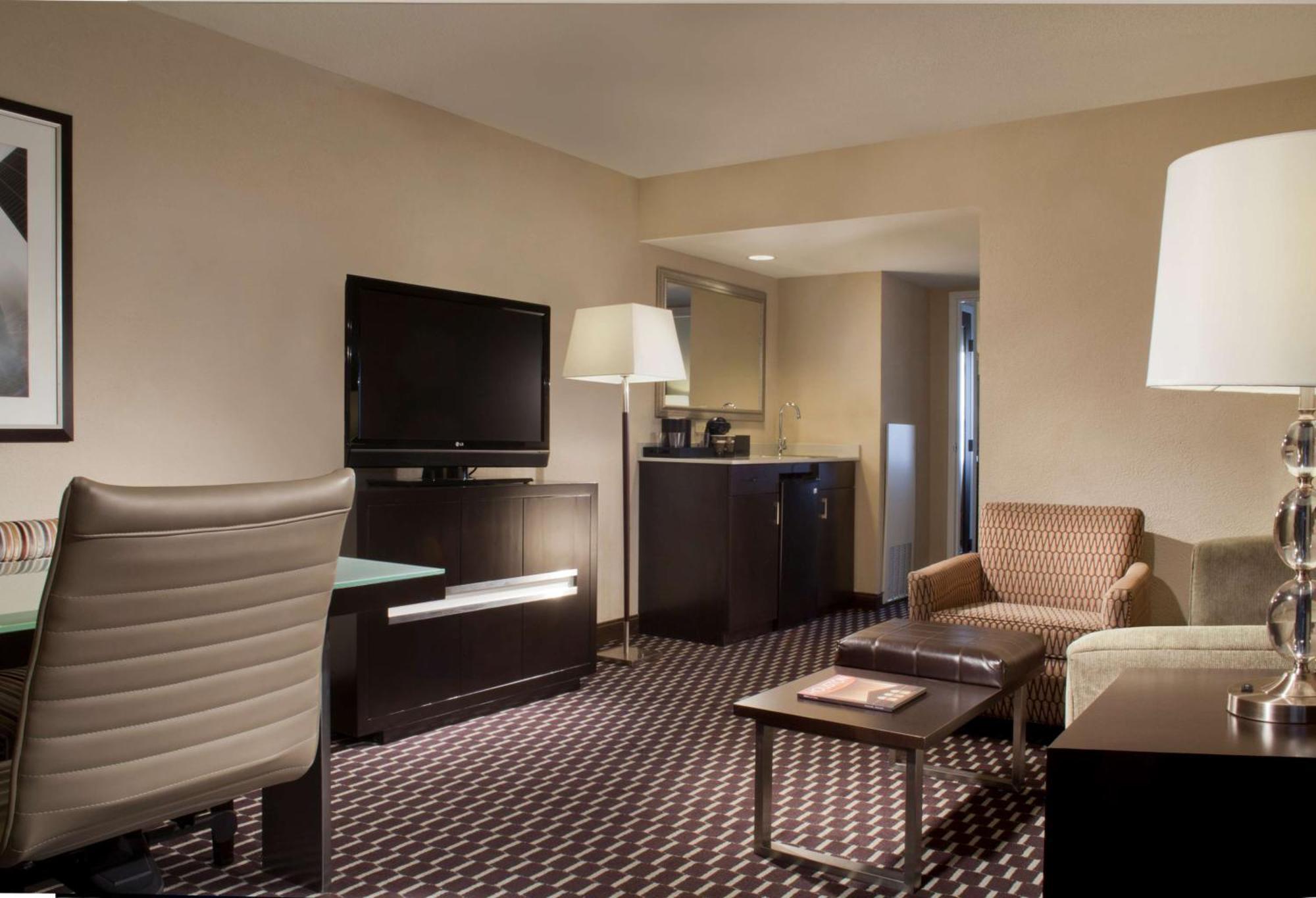 Embassy Suites By Hilton Houston Near The Galleria Eksteriør bilde