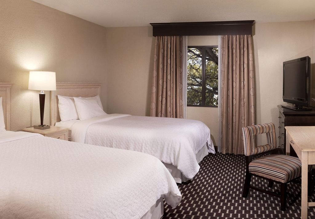 Embassy Suites By Hilton Houston Near The Galleria Rom bilde