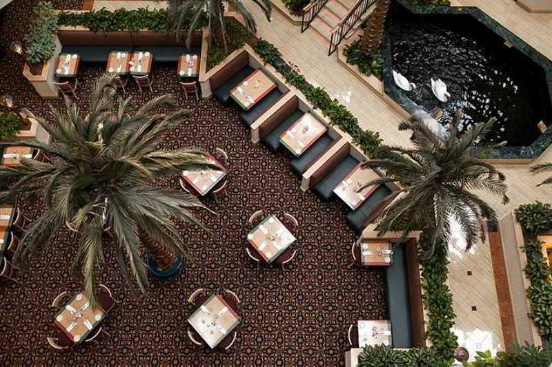 Embassy Suites By Hilton Houston Near The Galleria Restaurant bilde
