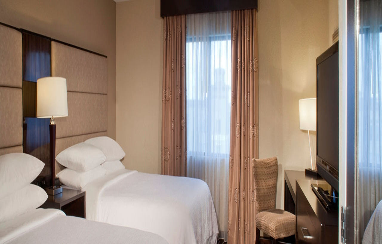 Embassy Suites By Hilton Houston Near The Galleria Eksteriør bilde